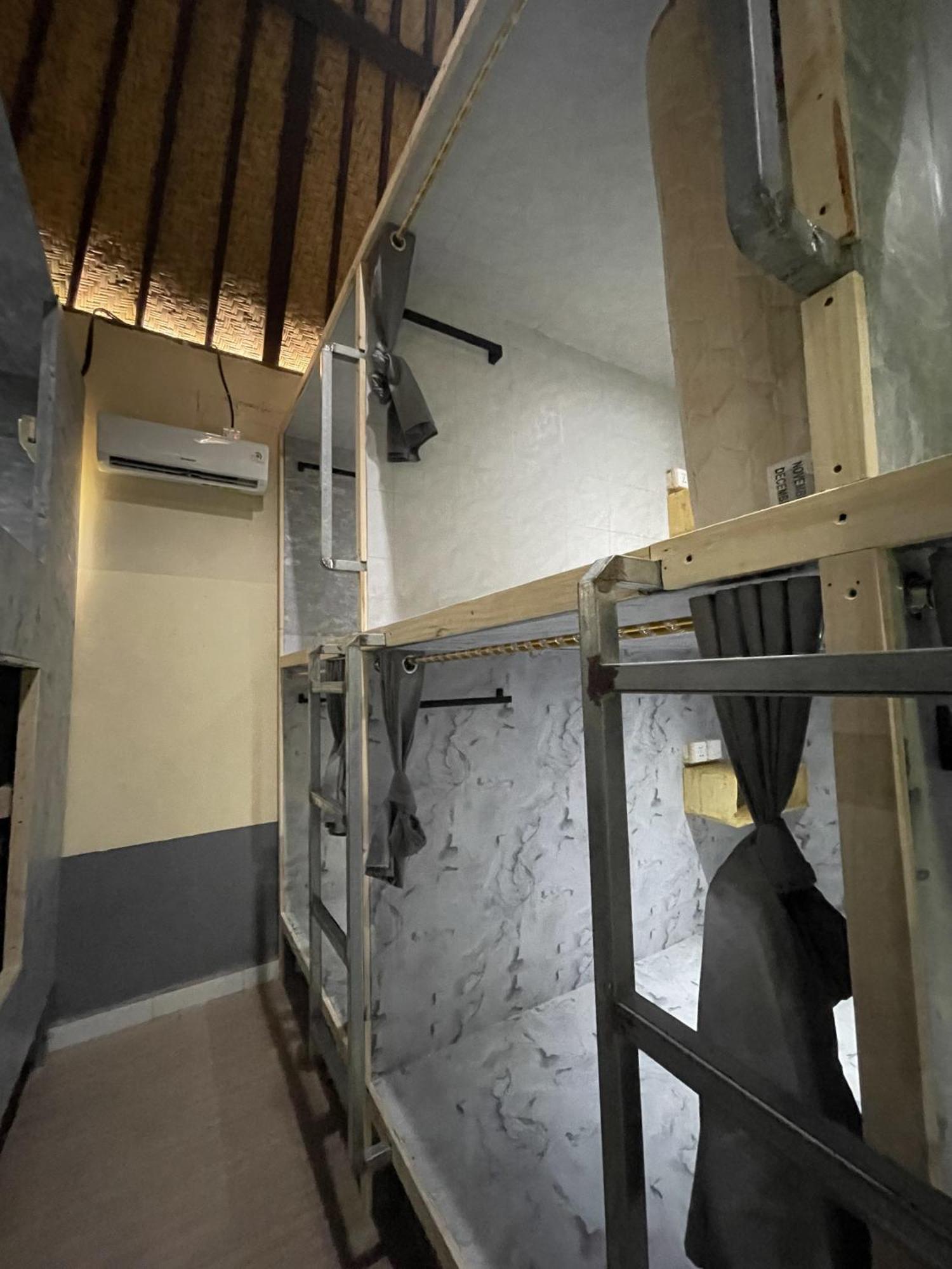 Pedidi Penida Hostel Batununggul ภายนอก รูปภาพ