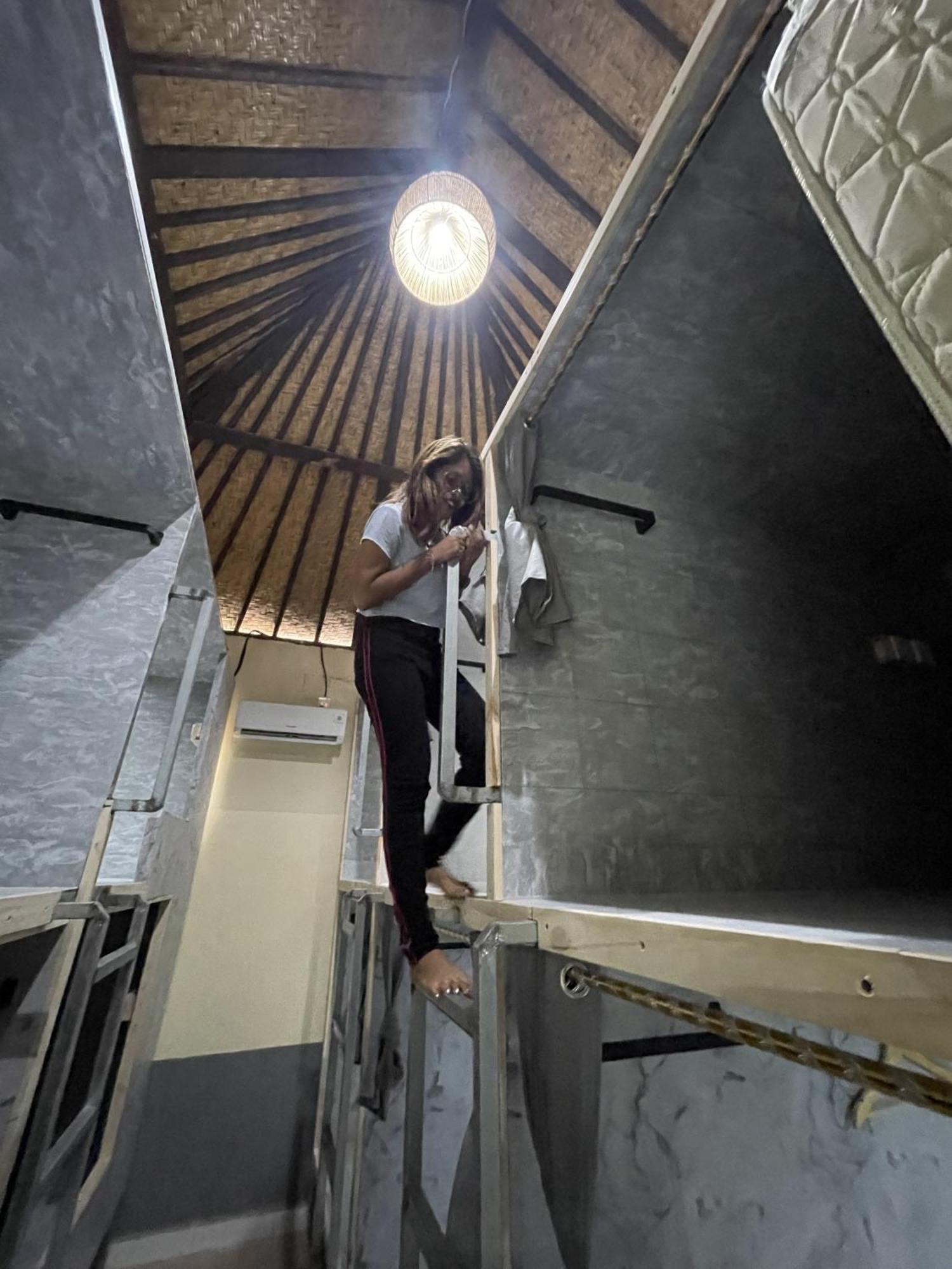 Pedidi Penida Hostel Batununggul ภายนอก รูปภาพ