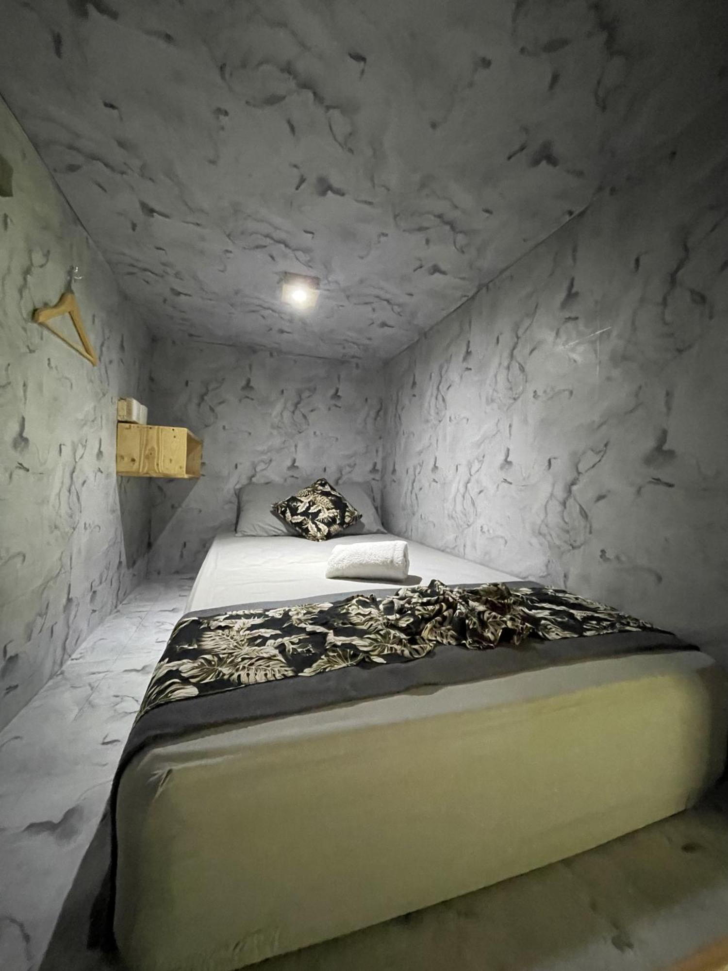 Pedidi Penida Hostel Batununggul ภายนอก รูปภาพ