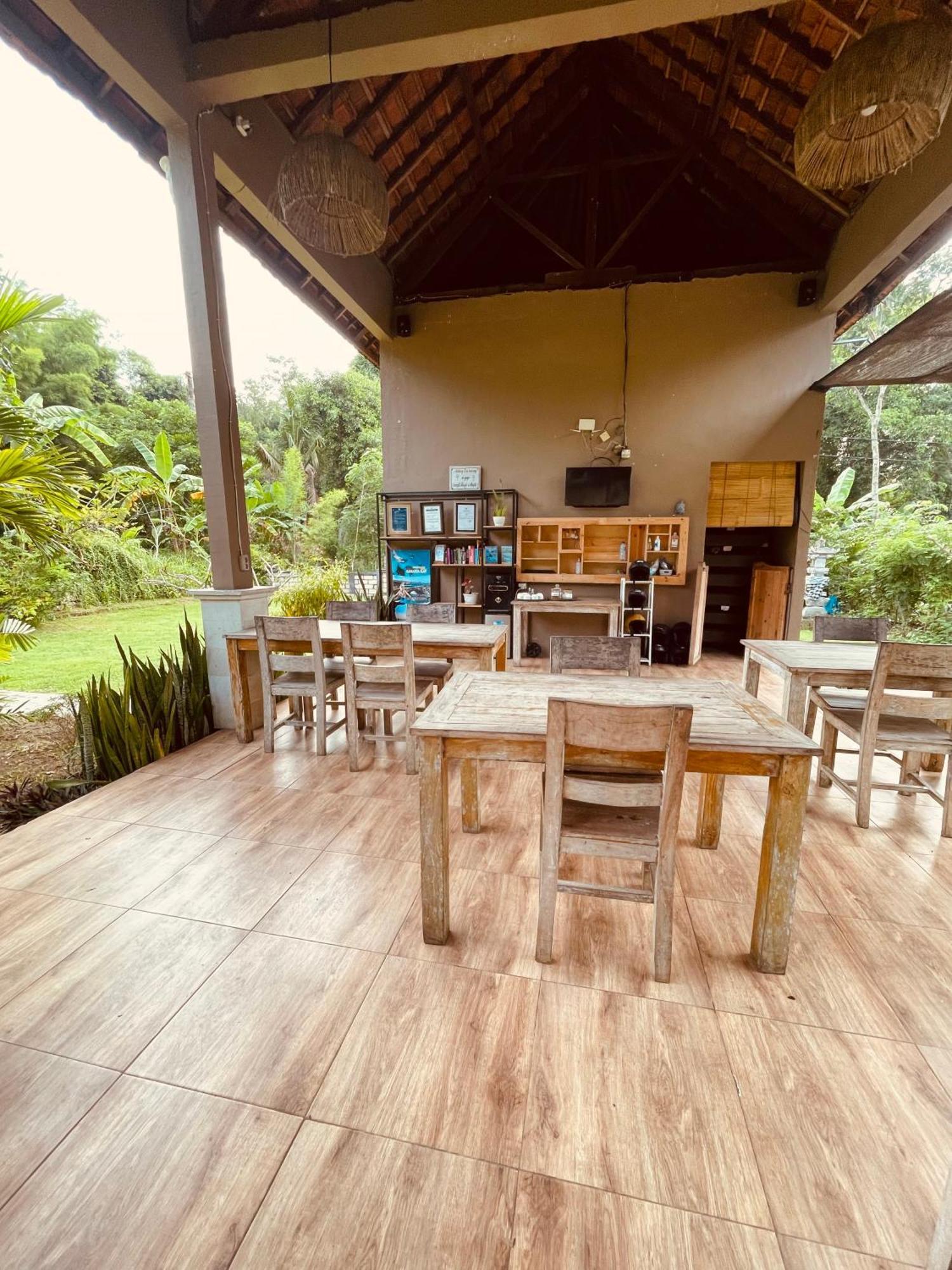 Pedidi Penida Hostel Batununggul ภายนอก รูปภาพ
