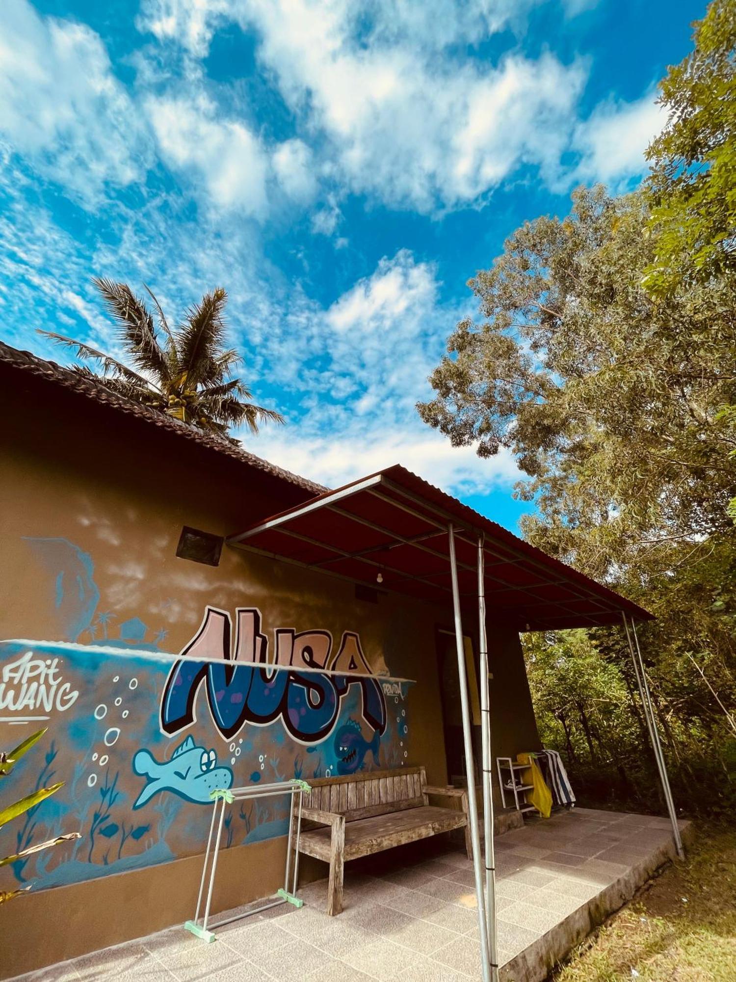 Pedidi Penida Hostel Batununggul ภายนอก รูปภาพ